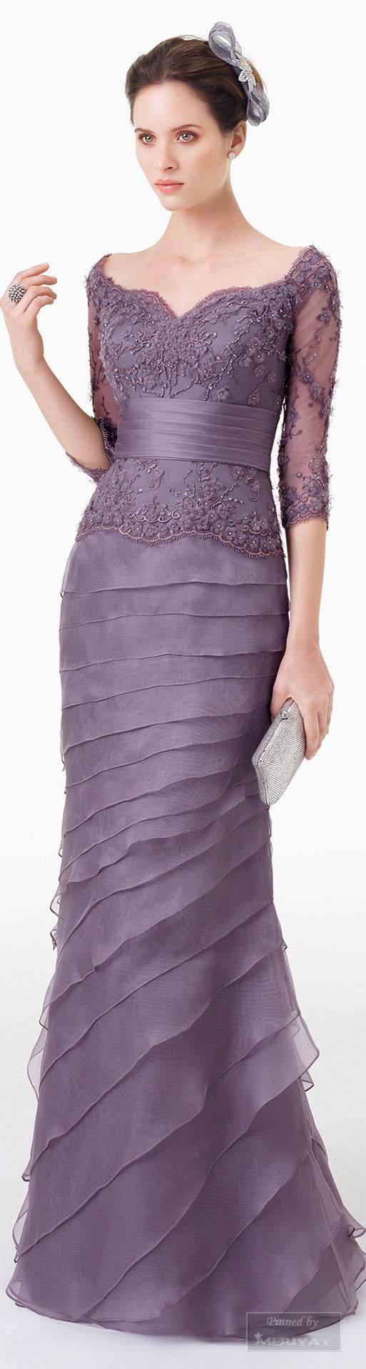 giá may của chiếc đầm dạ hội đẹp màu tím thể hiện sự sang trọng quý phái