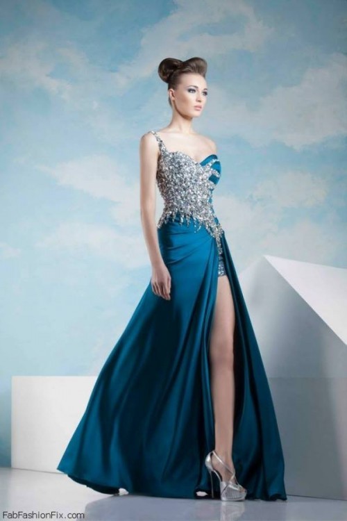 Đầm dạ hội lệch vai màu xanh xẻ tà đính phale sang trọng - DA18