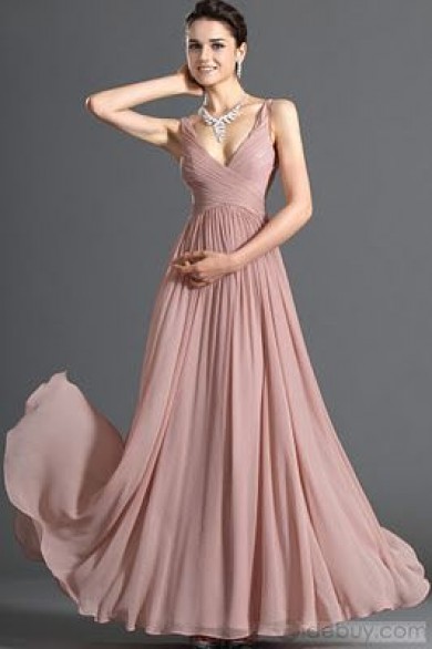 Đầm dạ hội màu hồng